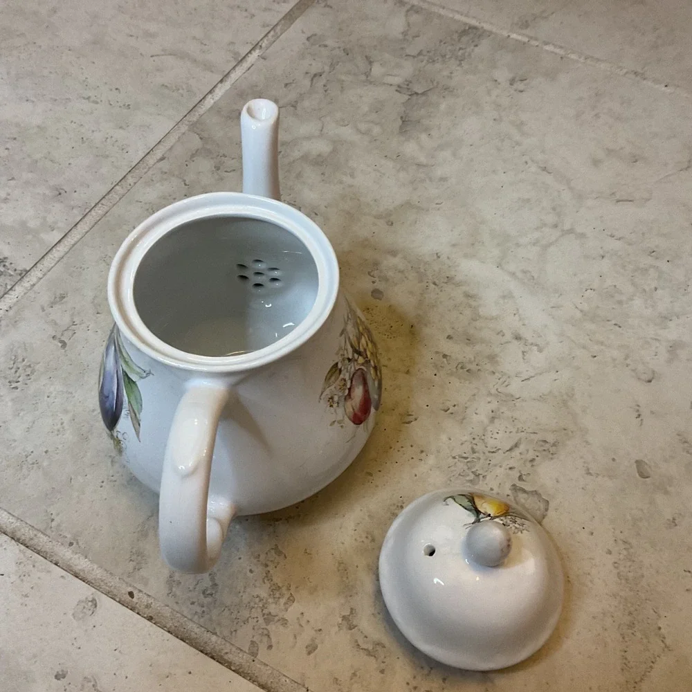 Arthur Wood & Son Staffordshire England Fruit Teapot 6420 Plum Cherry Pear White